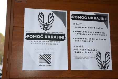 V okviru dneva za spremembe so humanitarno pomoč zbirali tudi zaposleni na občinski upravi MO Krško (6)